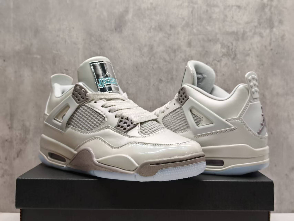 Air Jordan 4 Retro Cool Grey | Chrome & Charcoal