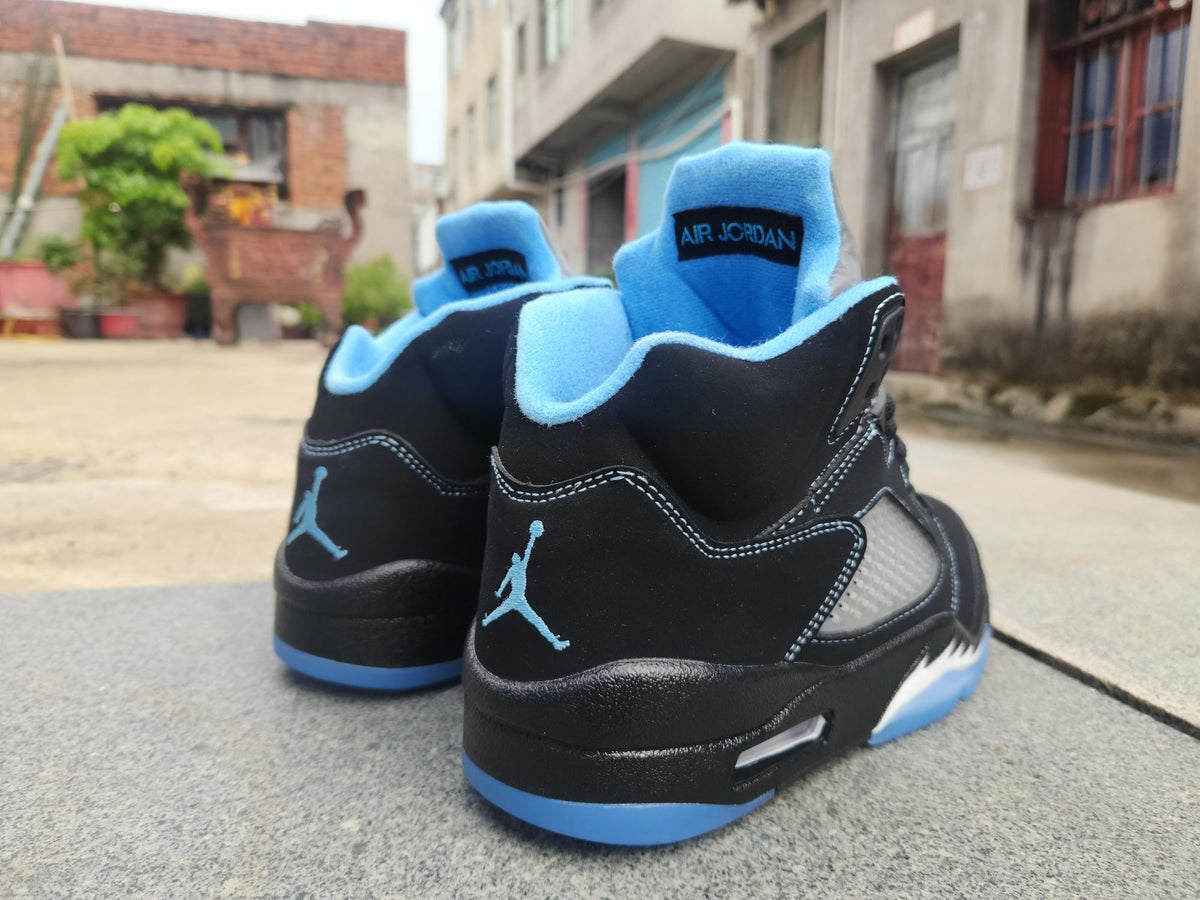 Air Jordan 5 Black/University Blue | Blue Frequency