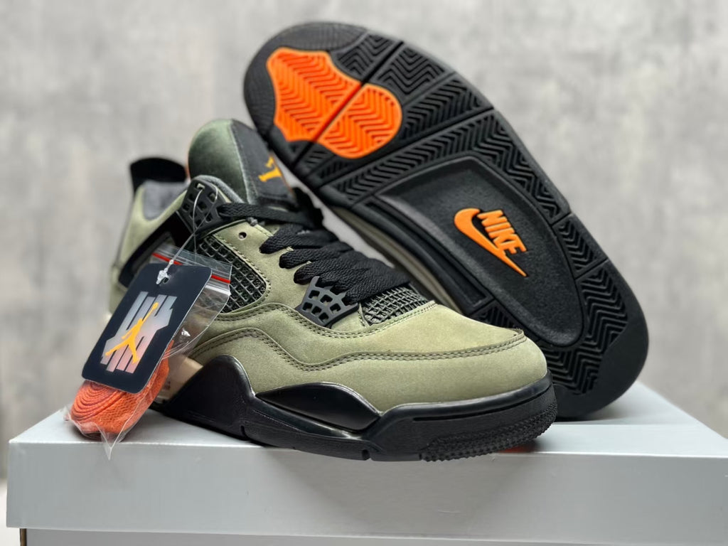 Air Jordan 4 Retro Silk Green Sneakers | Verdant Interlude
