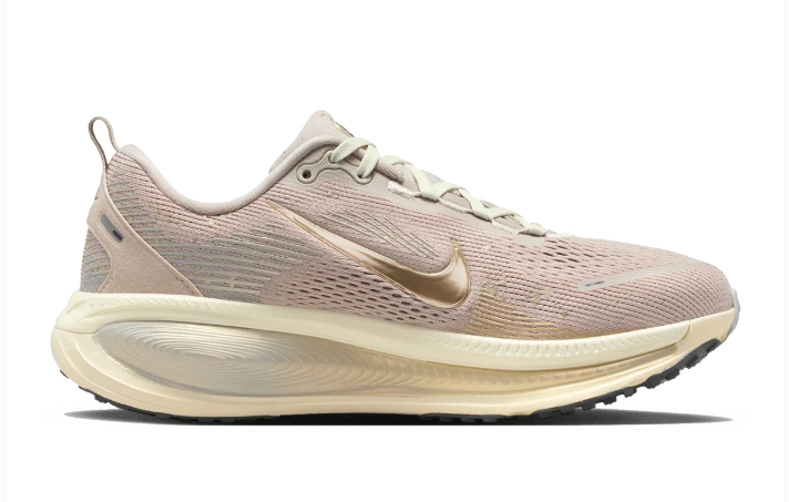 Nike Vomero 18 SE | Daybreak Passage