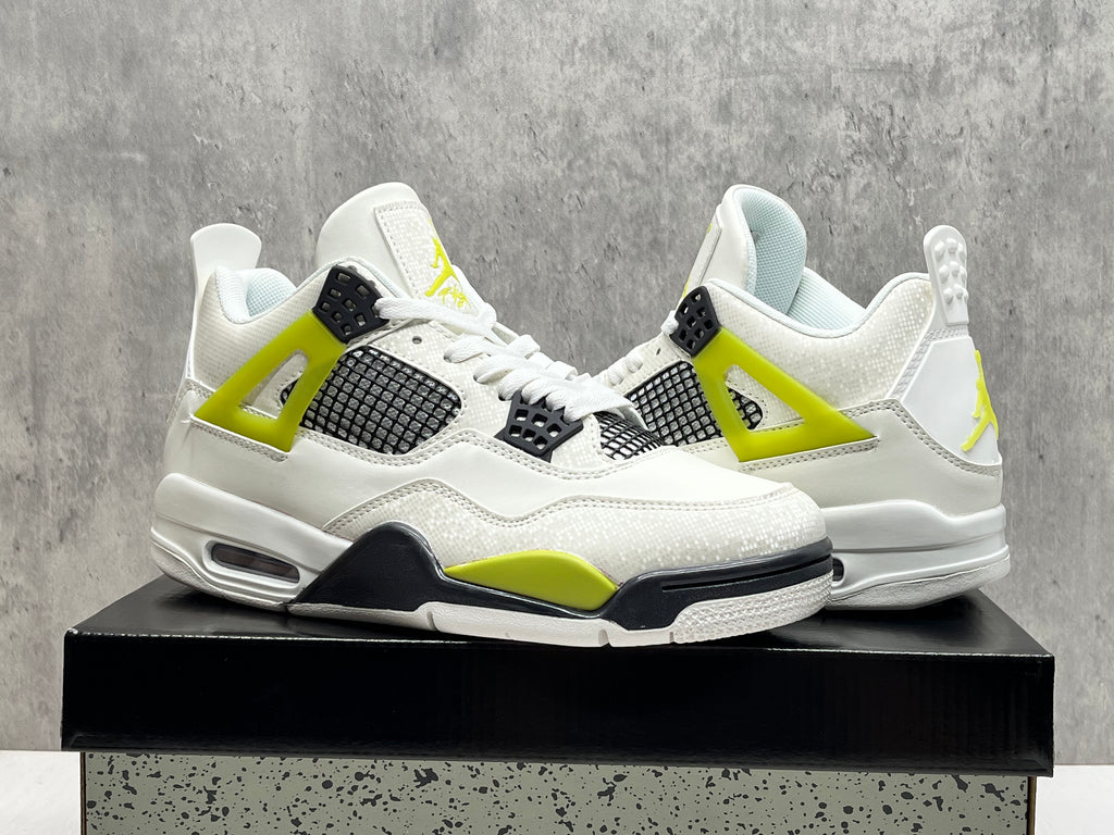 Air Jordan 4 Retro New Colorway | Palette Shift