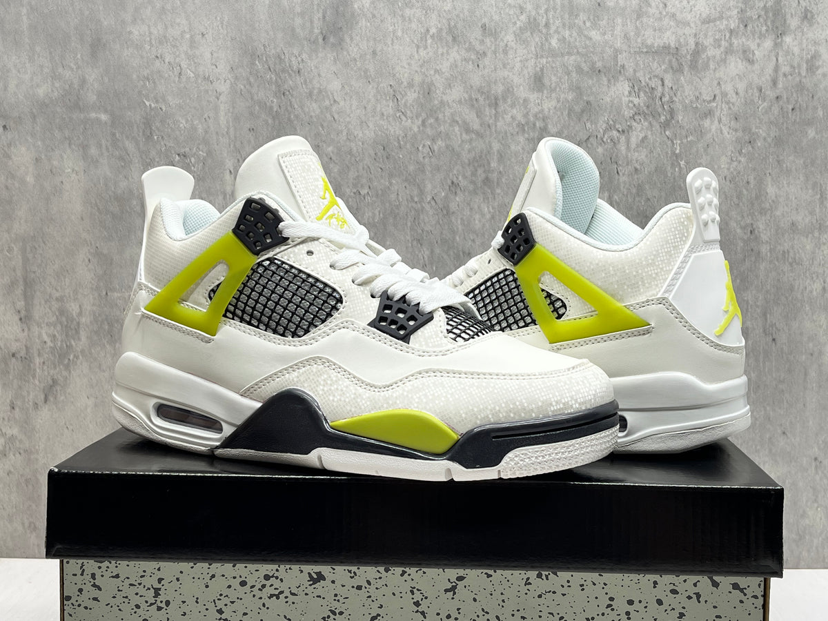 Air Jordan 4 Retro New Colorway | Palette Shift