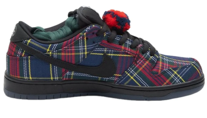Nike SB x Nardwuar Dunk Low 'Tartan' II1493-600 | Curiosity Track