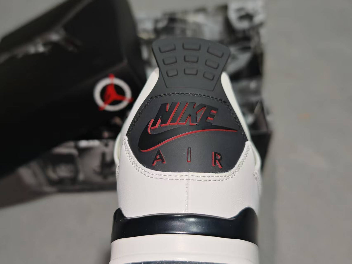 Air Jordan 4 Retro Flight Club | Sail Signal