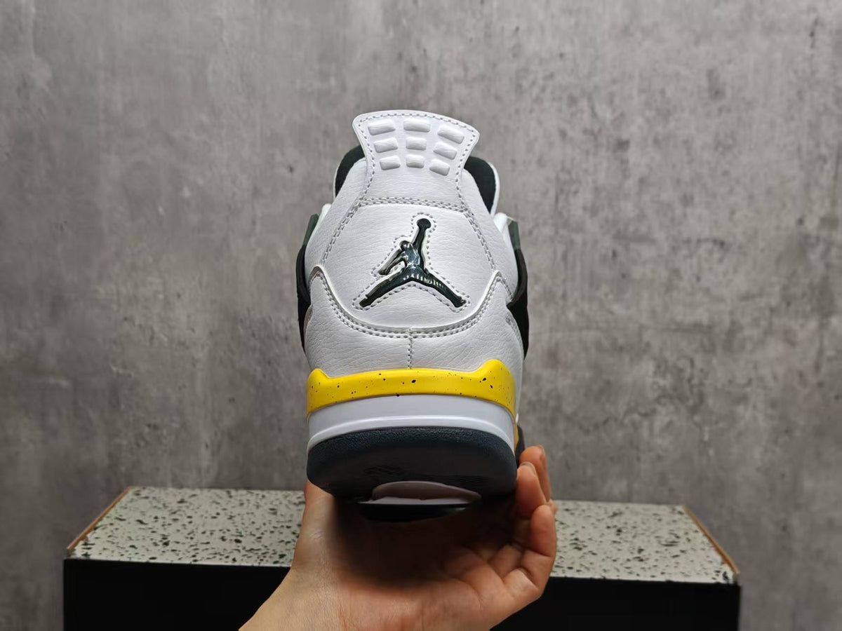 Air Jordan 4 Retro Lightning | Voltage Hour
