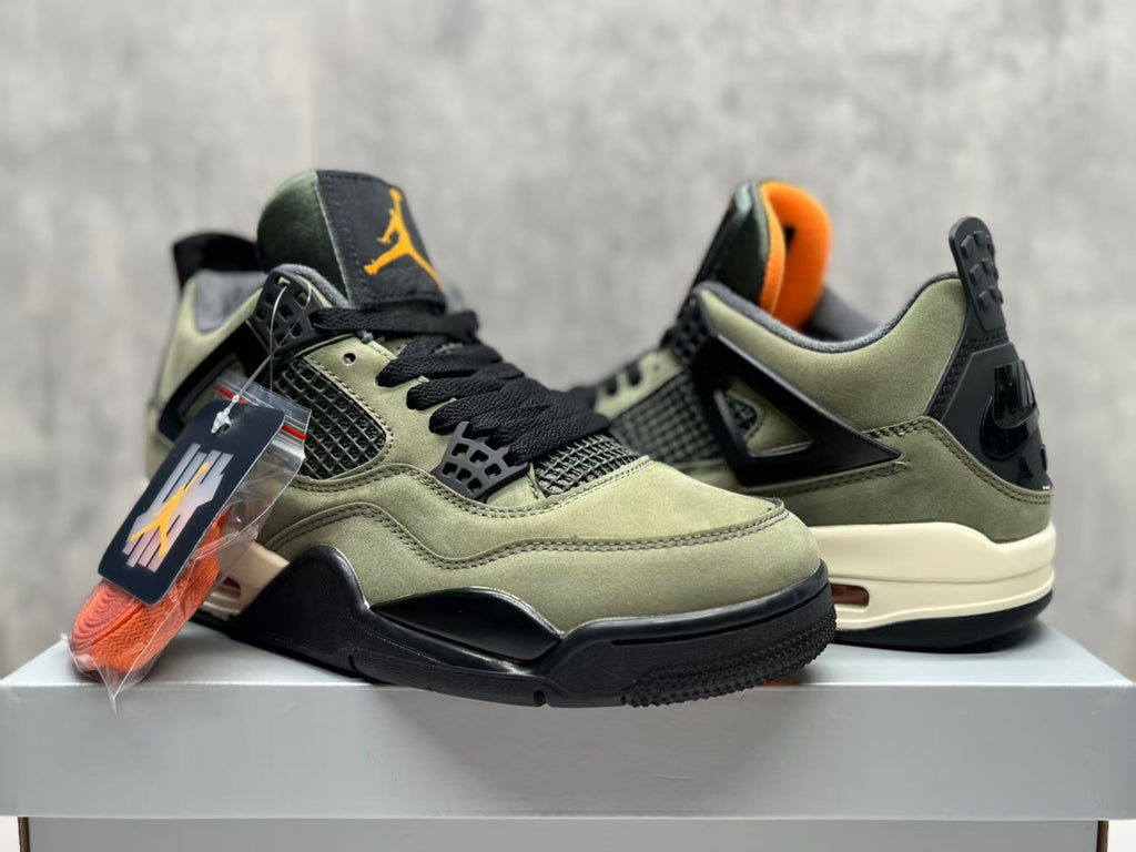 Air Jordan 4 Retro Silk Green Sneakers | Verdant Interlude